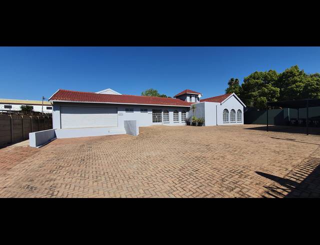 400M² WAREHOUSE RENTED IN EASTLEIGH